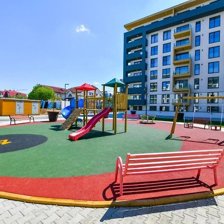 North 26 - Aviatiei Apartment Bukares Bagian luar foto