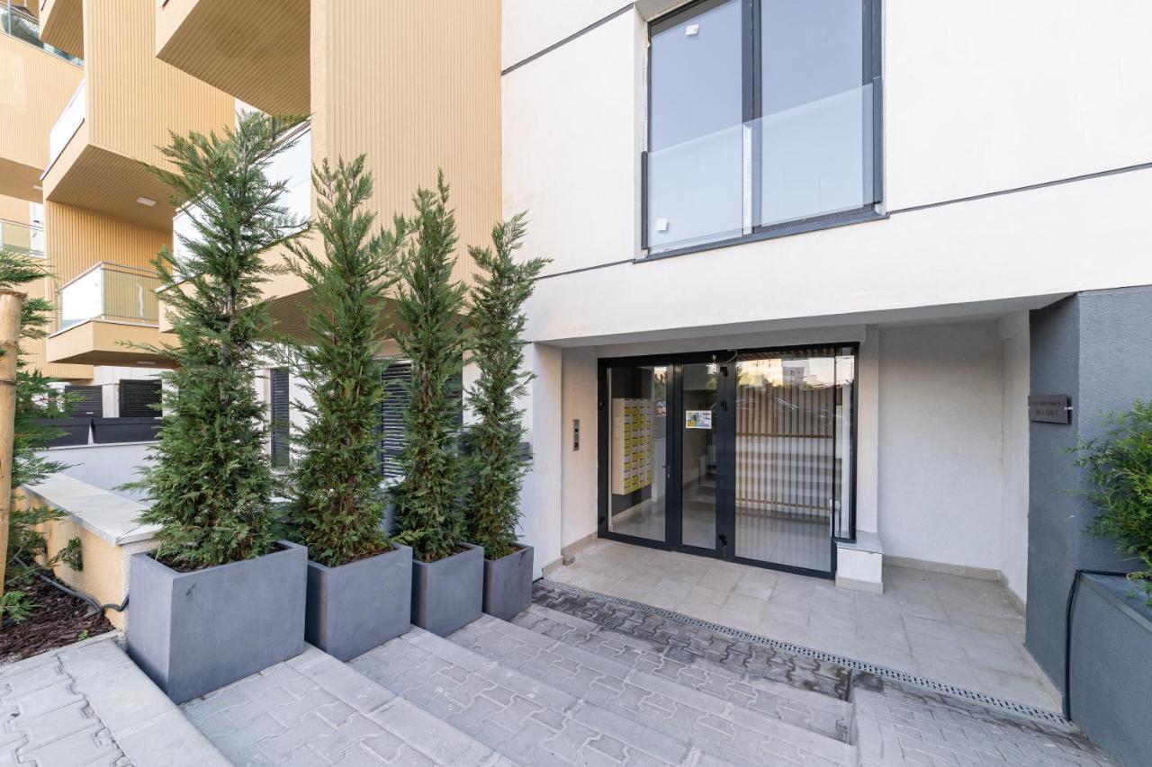 North 26 - Aviatiei Apartment Bukares Bagian luar foto