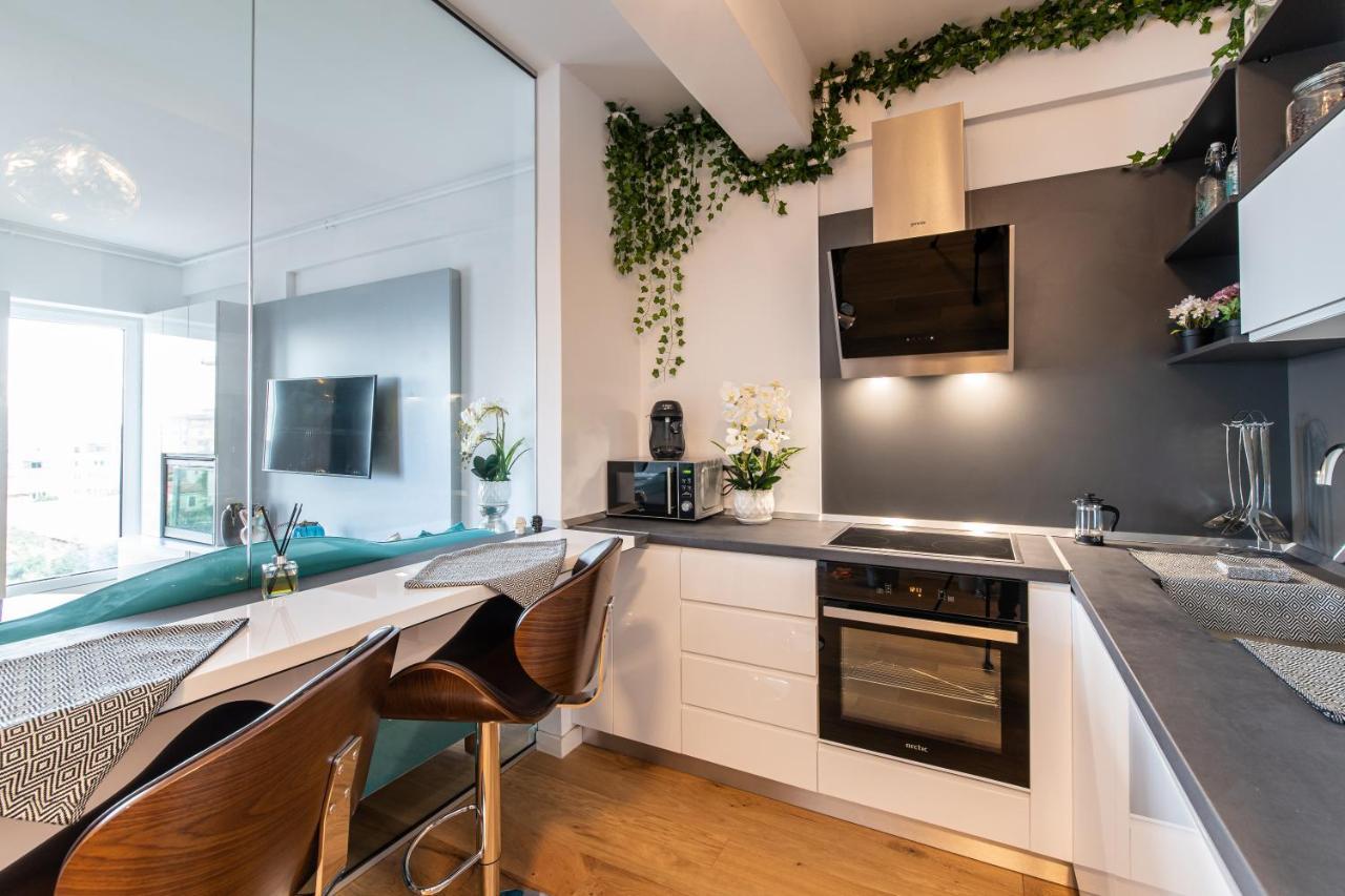 North 26 - Aviatiei Apartment Bukares Bagian luar foto